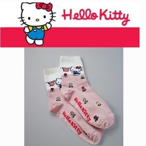 SANRIO 2022 Hello Kitty Socks